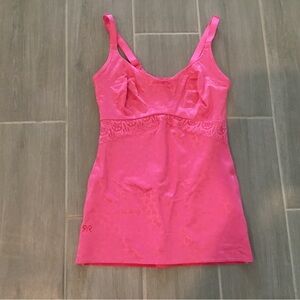 Ruby Ribbon Vibrant Pink with hearts, level 4 Lace Style